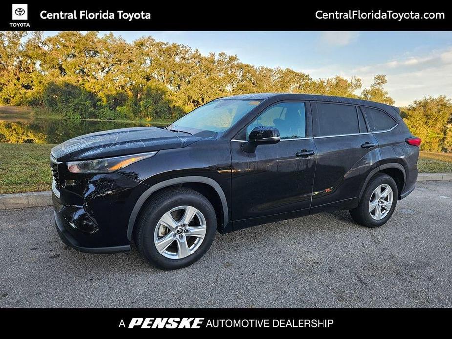 used 2022 Toyota Highlander car, priced at $29,077