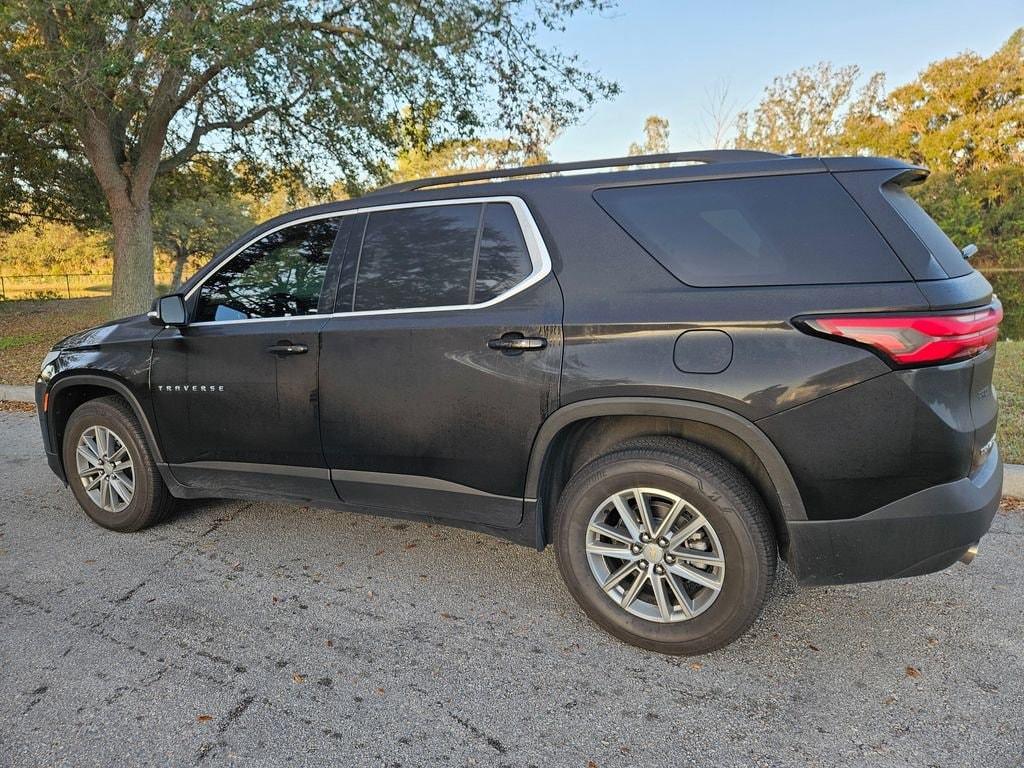 used 2023 Chevrolet Traverse car, priced at $29,977