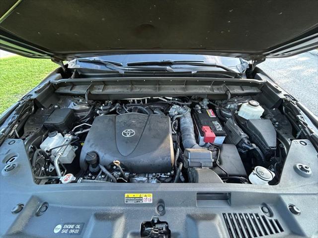 used 2021 Toyota Highlander car, priced at $35,477