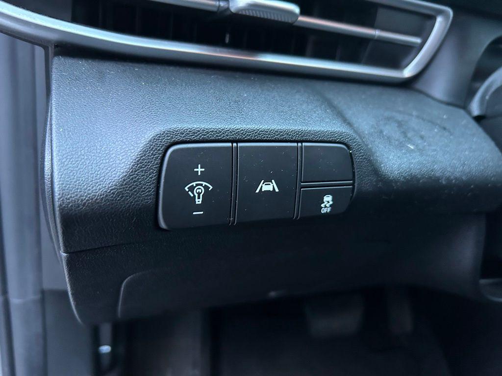 used 2021 Hyundai Elantra car, priced at $16,937