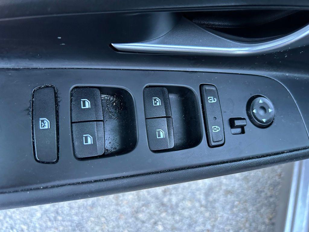 used 2021 Hyundai Elantra car, priced at $16,937