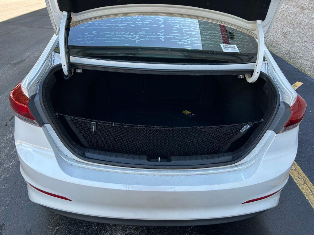 used 2018 Hyundai Elantra car