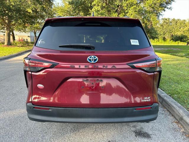 used 2021 Toyota Sienna car