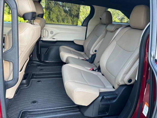 used 2021 Toyota Sienna car