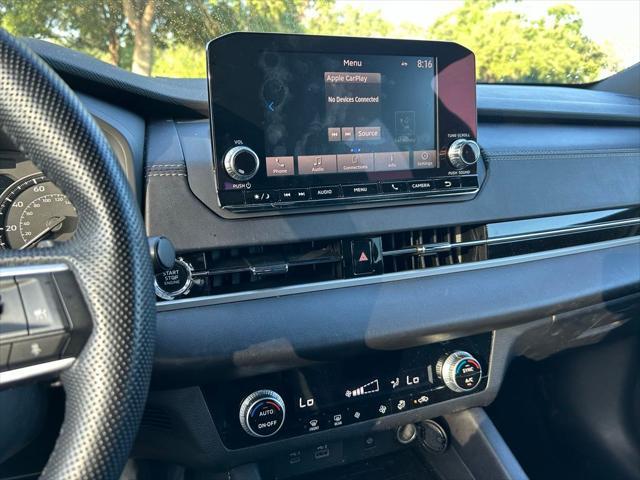 used 2022 Mitsubishi Outlander car, priced at $21,977