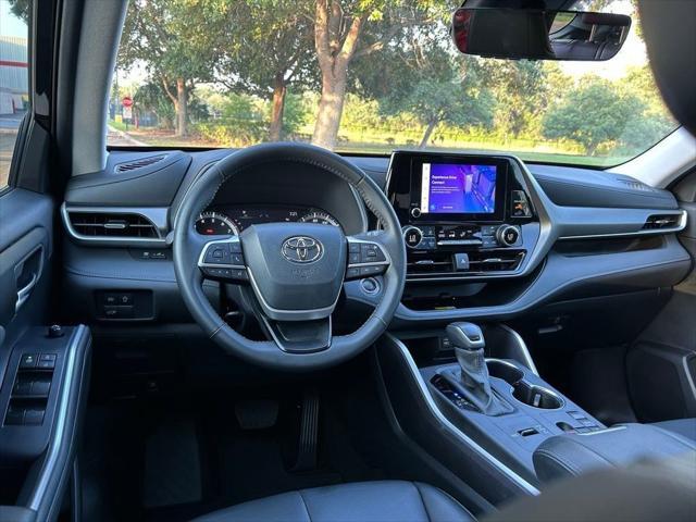 used 2024 Toyota Highlander car, priced at $41,977