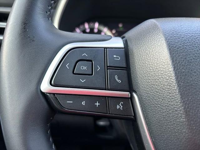 used 2024 Toyota Highlander car, priced at $41,977