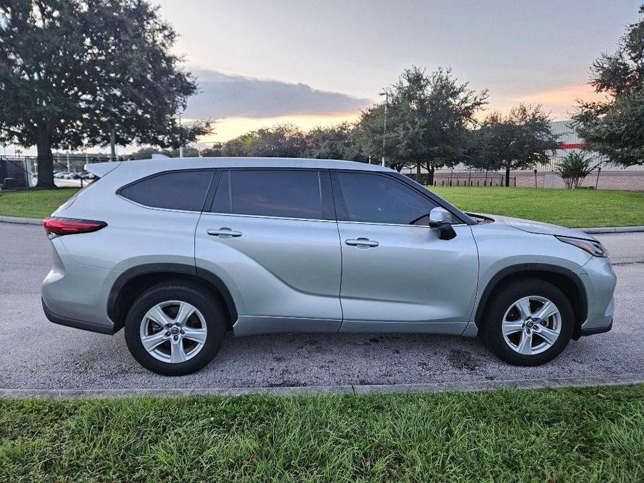 used 2021 Toyota Highlander car, priced at $24,477