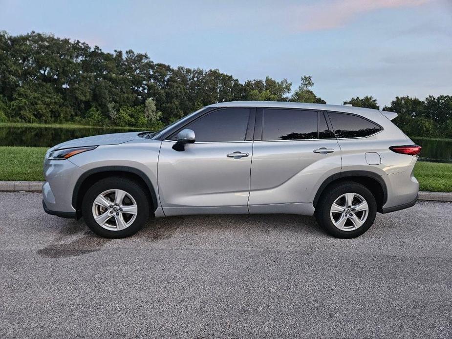 used 2021 Toyota Highlander car, priced at $24,477