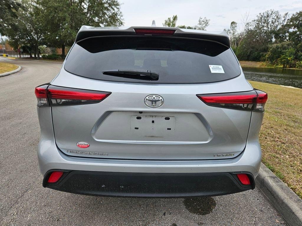 used 2020 Toyota Highlander car