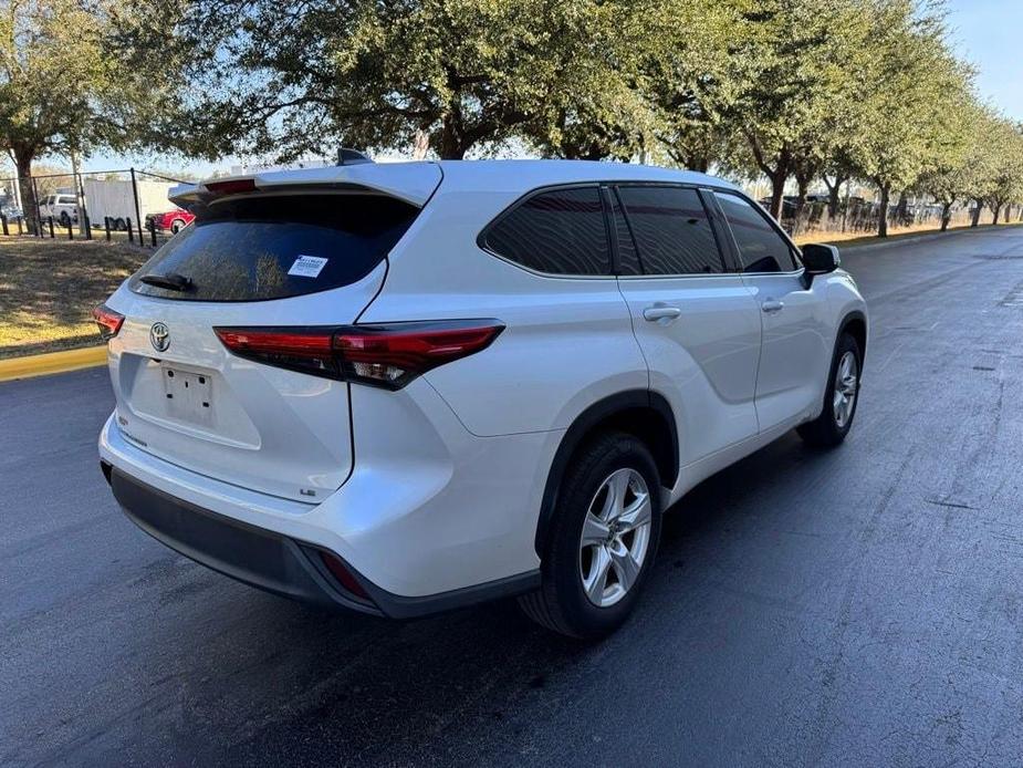 used 2022 Toyota Highlander car, priced at $27,477