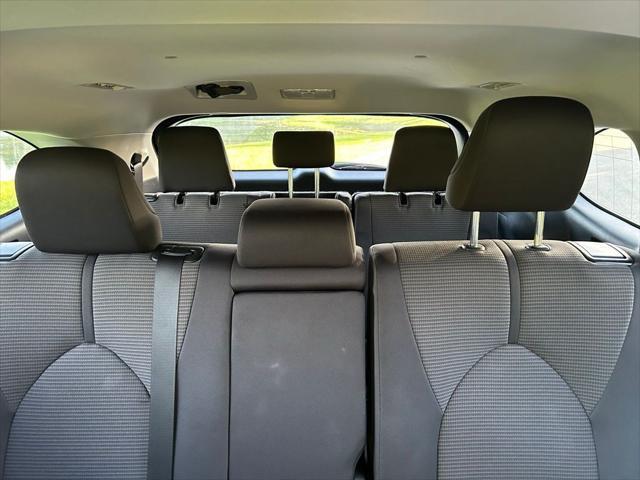 used 2024 Toyota Highlander car, priced at $40,977