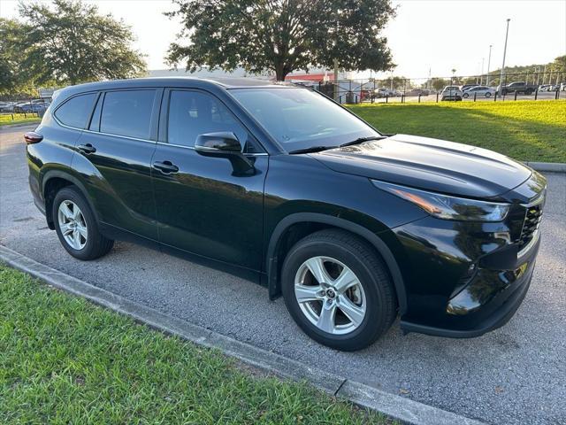 used 2024 Toyota Highlander car, priced at $40,977