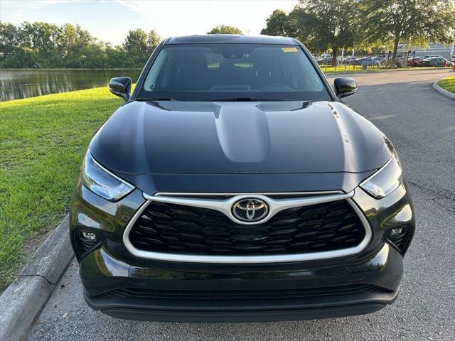 used 2024 Toyota Highlander car, priced at $40,977