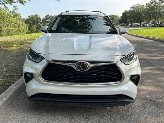 used 2023 Toyota Highlander car, priced at $38,977