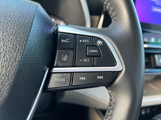 used 2023 Toyota Highlander car, priced at $39,977