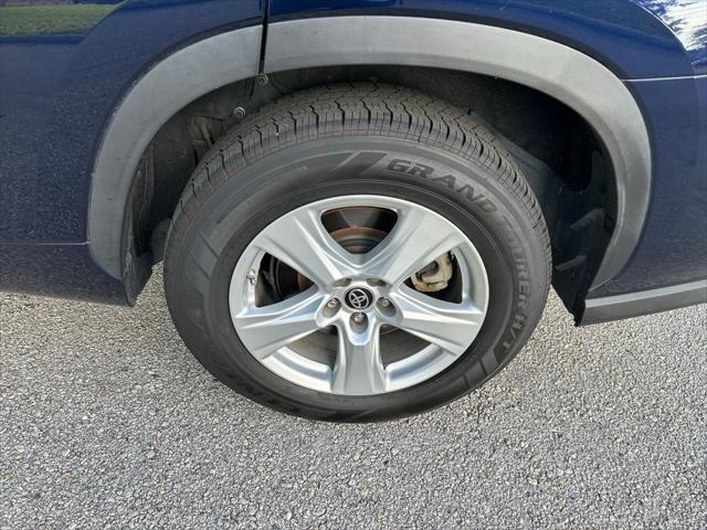 used 2021 Toyota Highlander car, priced at $25,977