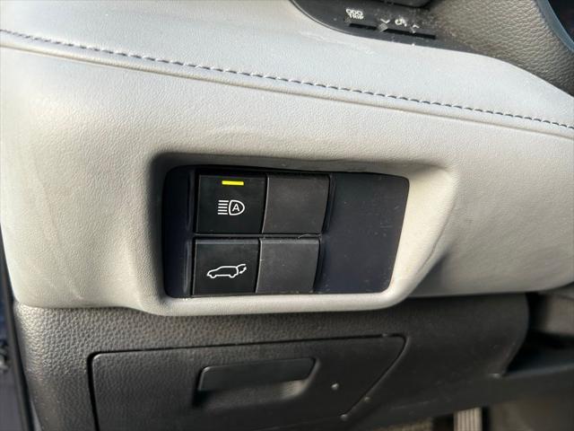 used 2021 Toyota Highlander car, priced at $25,977
