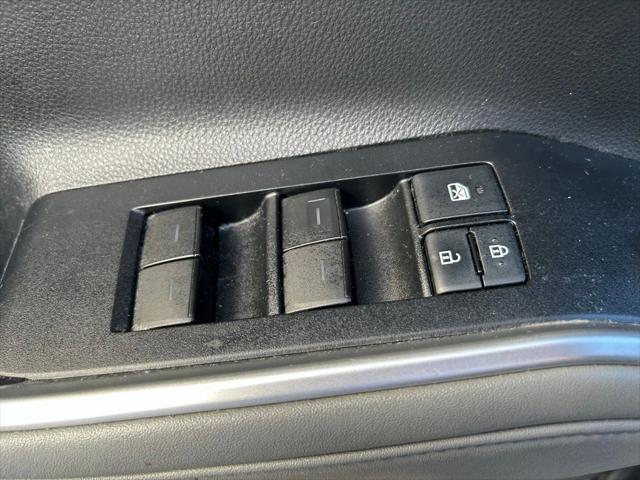 used 2021 Toyota Highlander car, priced at $25,977