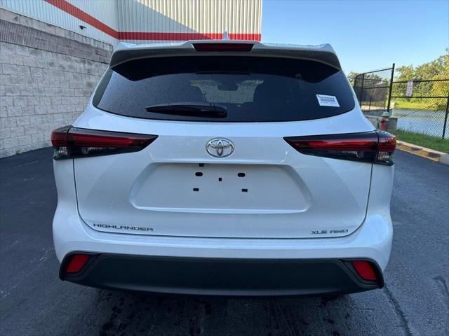 used 2025 Toyota Highlander car, priced at $47,237