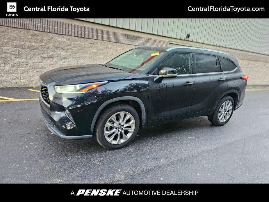 used 2022 Toyota Highlander car, priced at $34,977