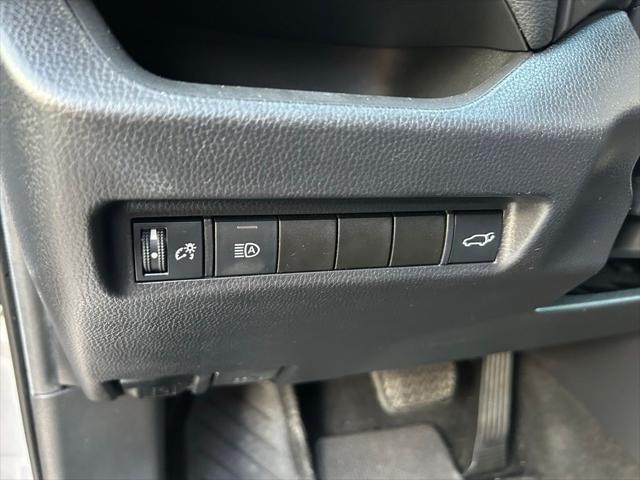 used 2021 Toyota RAV4 car, priced at $22,437