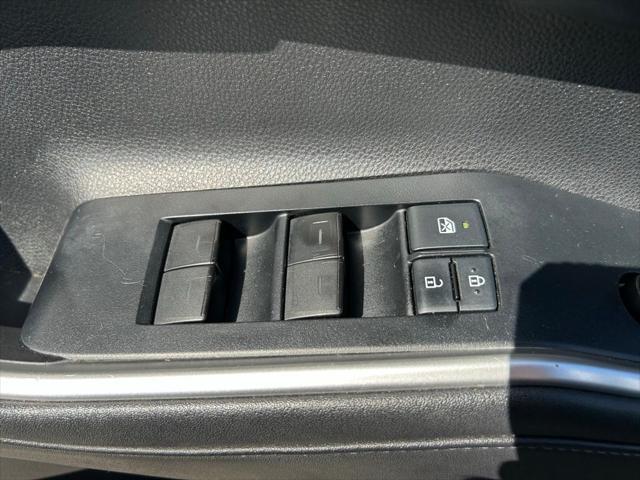 used 2020 Toyota Highlander car
