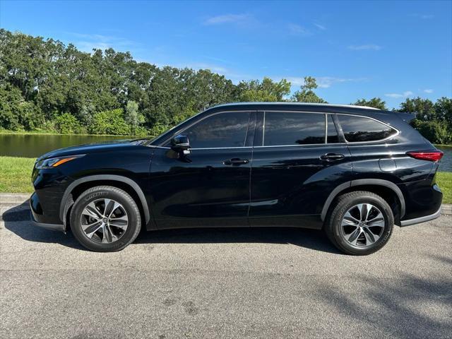 used 2020 Toyota Highlander car