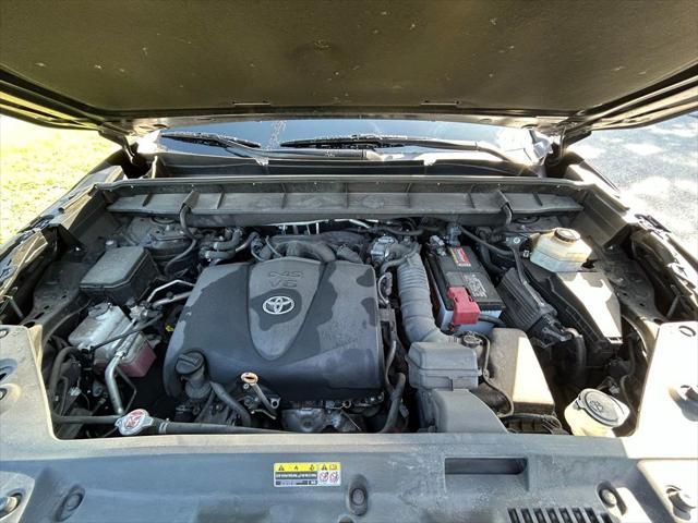 used 2020 Toyota Highlander car