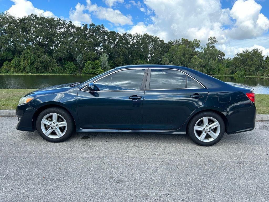 used 2014 Toyota Camry car