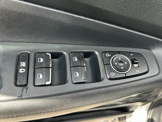 used 2019 Hyundai Santa Fe car, priced at $16,477