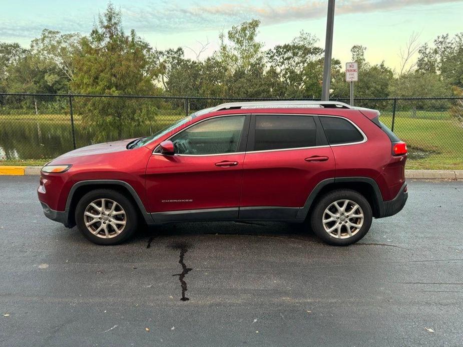 used 2014 Jeep Cherokee car, priced at $7,477