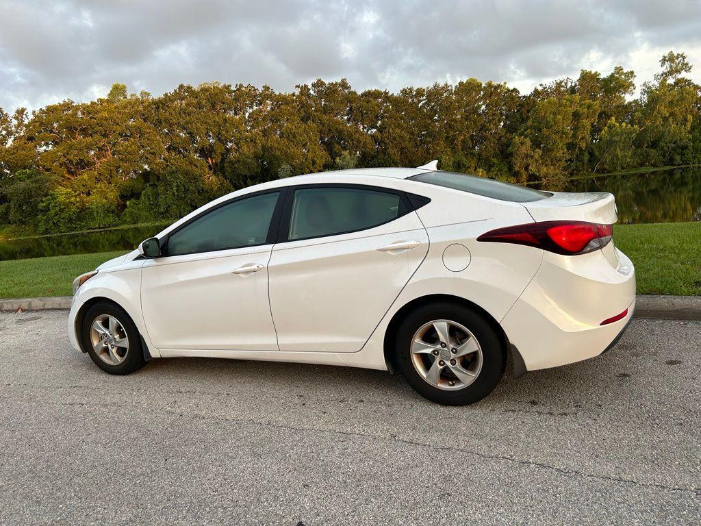 used 2015 Hyundai Elantra car