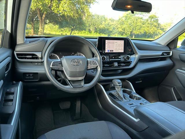 used 2023 Toyota Highlander car, priced at $34,977