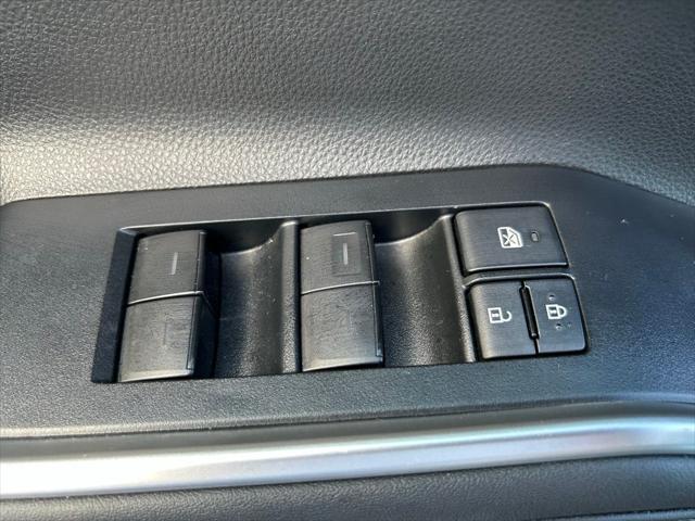 used 2023 Toyota Highlander car, priced at $34,977