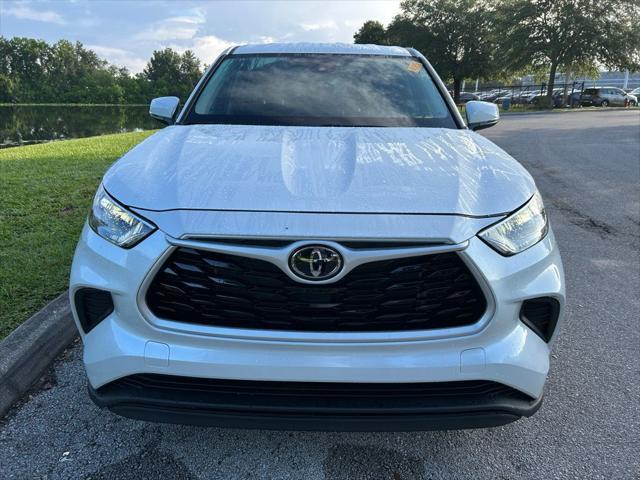 used 2023 Toyota Highlander car, priced at $34,977