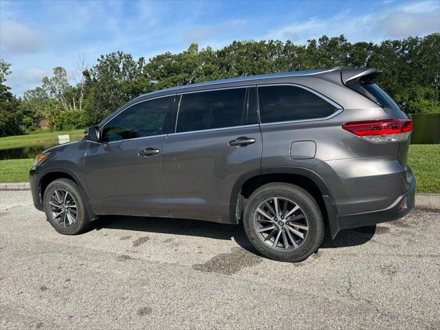used 2018 Toyota Highlander car, priced at $22,937