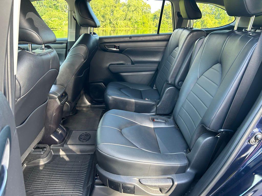 used 2024 Toyota Highlander car, priced at $38,537
