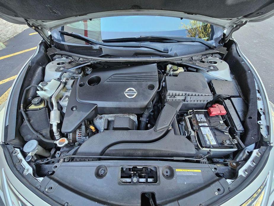 used 2015 Nissan Altima car