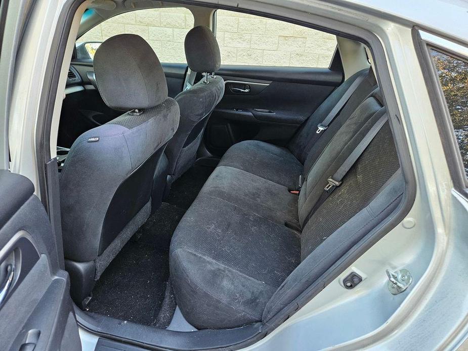 used 2015 Nissan Altima car