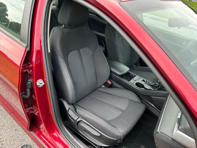 used 2021 Kia K5 car