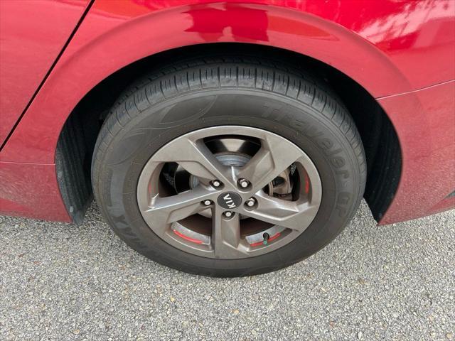 used 2021 Kia K5 car