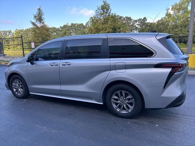 used 2023 Toyota Sienna car