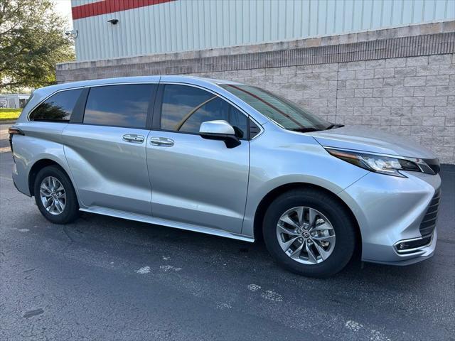used 2023 Toyota Sienna car