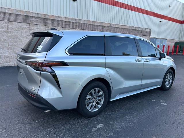 used 2023 Toyota Sienna car