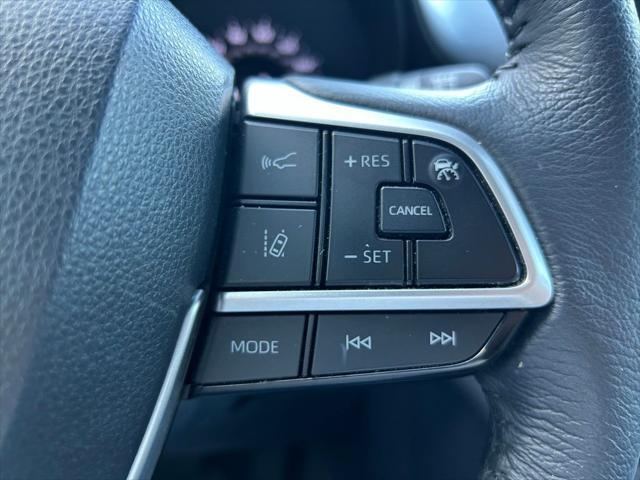 used 2023 Toyota Sienna car