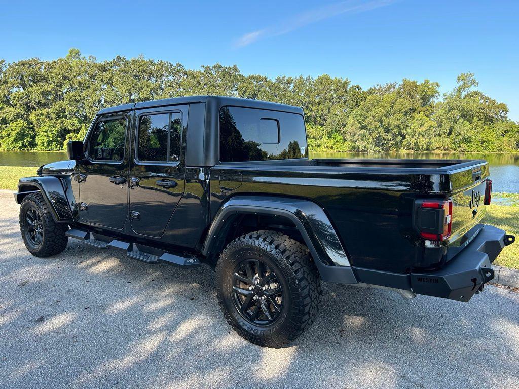 used 2023 Jeep Gladiator car, priced at $29,977