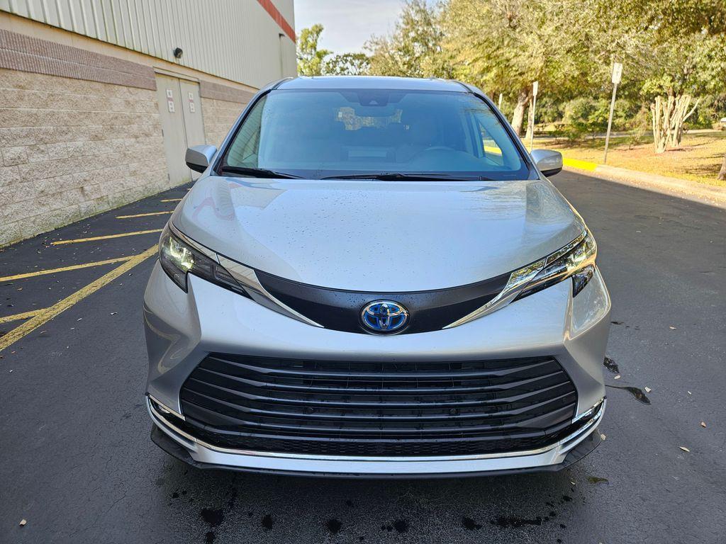 used 2024 Toyota Sienna car, priced at $47,977