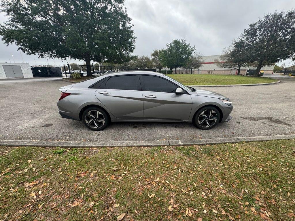 used 2023 Hyundai Elantra car