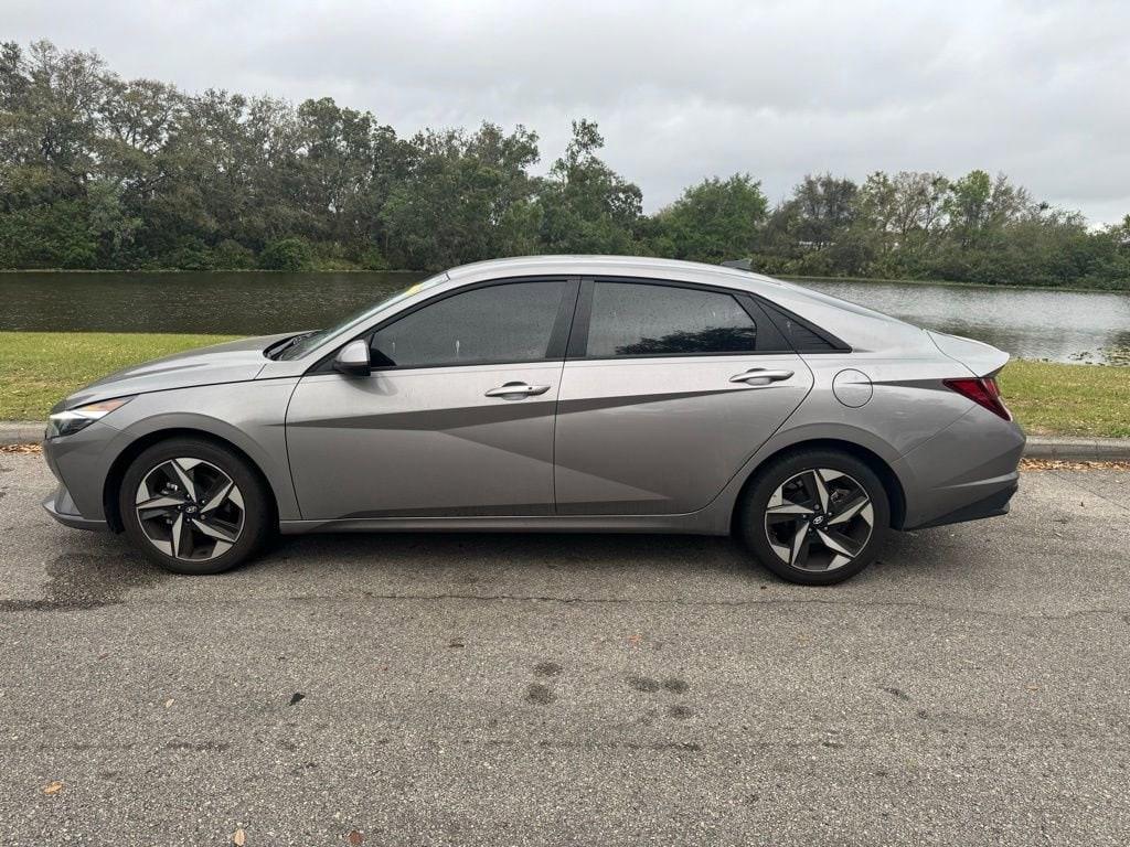 used 2023 Hyundai Elantra car